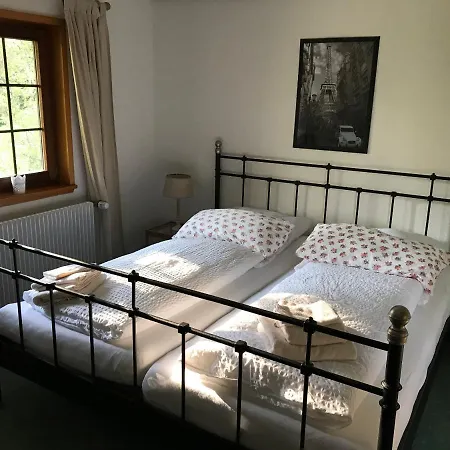 Fuchs Und Has' Gaestehaus Apartmán